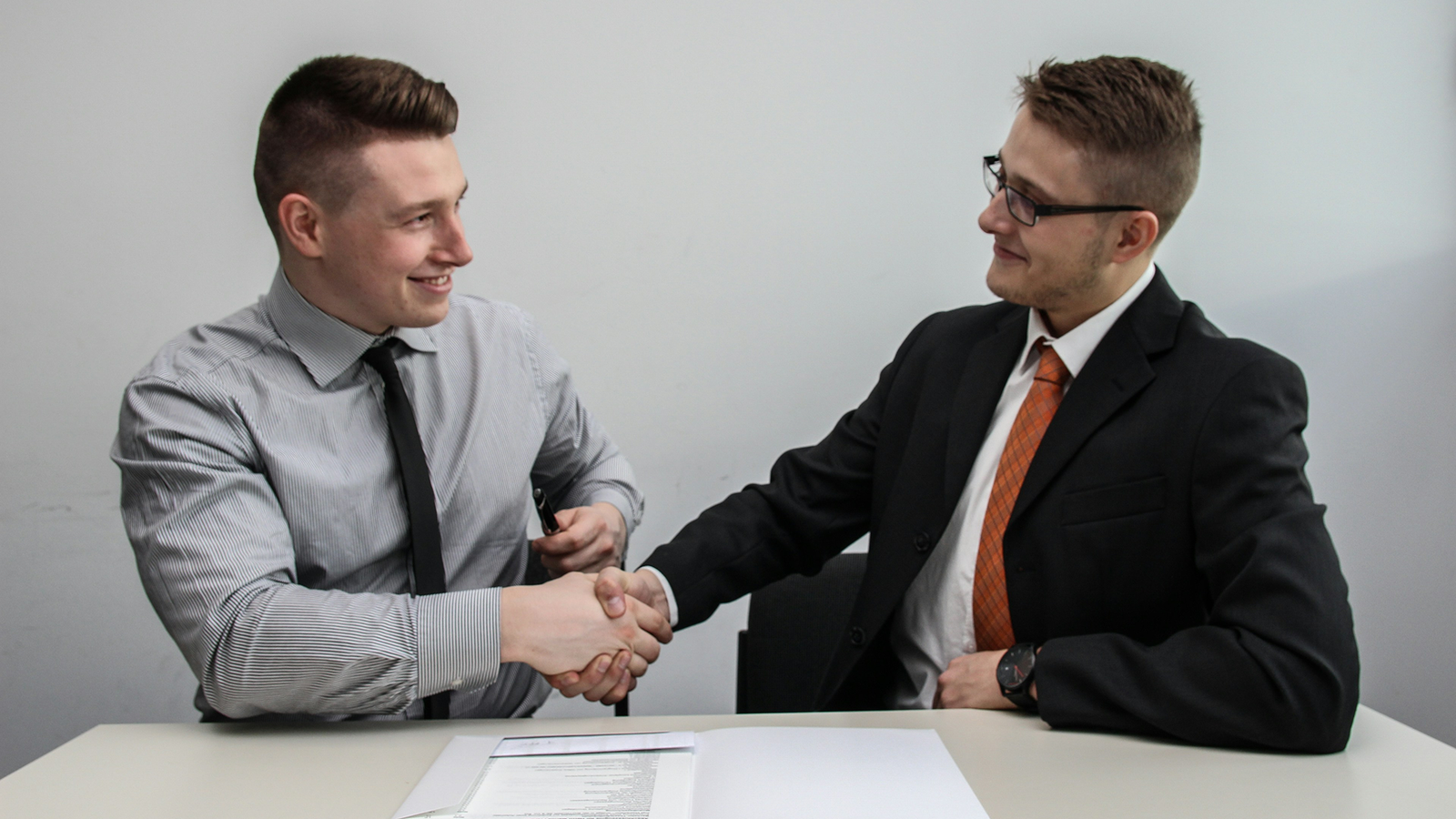 How to Navigate Multiple Offers Without Leaving Money on the Table